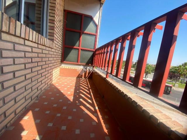 Piso en venta en Zaragoza, Las Delicias. Piso en venta en Zaragoza. Pisos.