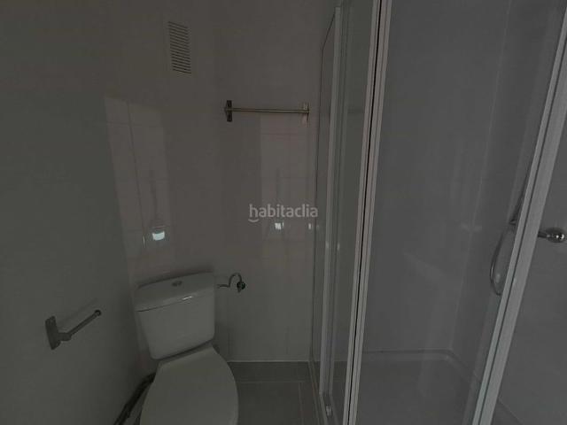 Piso en venta en Zaragoza, Las Fuentes. Piso para inversores alquilado hasta 2030 132.000. Pisos.