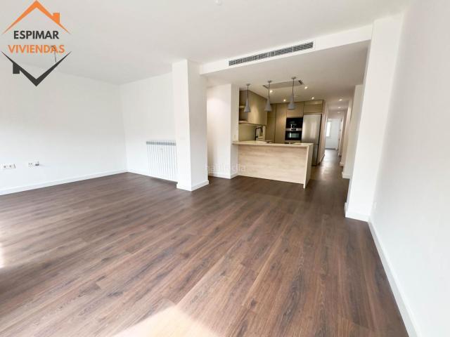 Piso en venta en Zaragoza, Paseo Constitución Las Damas. Exclusiva vivienda en María Lostal con balcón super luminoso. Pisos.