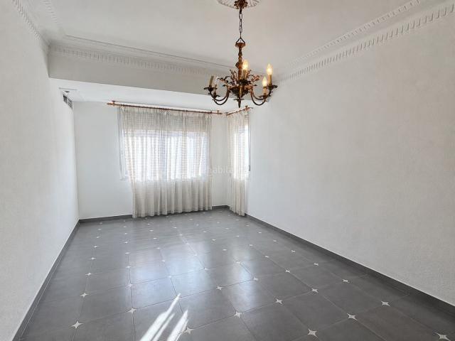 Piso en venta en Zaragoza, Paseo Constitución Las Damas. PISO GRANDE 150 m2 UTILES, a REFORMAR, mucha luz. PLENO CENTRO DE ZARAGOZA. Pisos.