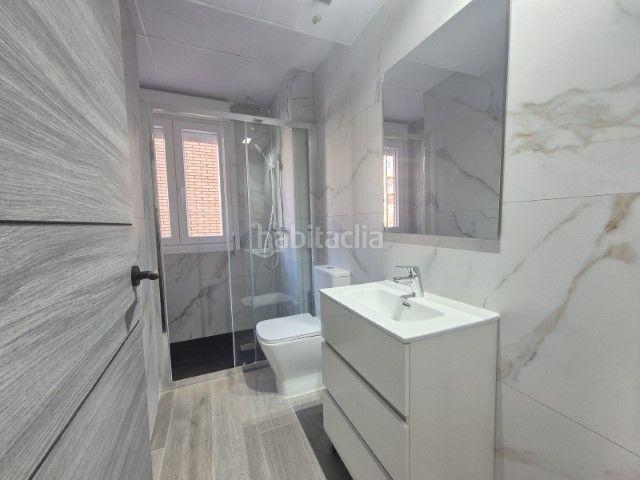 Piso en venta en Zaragoza, Torrero. Vivienda a estrenar con terraza en Plaza de las Canteras Zaragoza. Pisos.