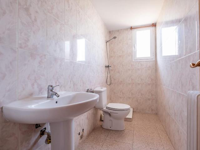 Piso en venta en Zaragoza, Valdefierro. Valdefierro, con garaje y trastero. Pisos.