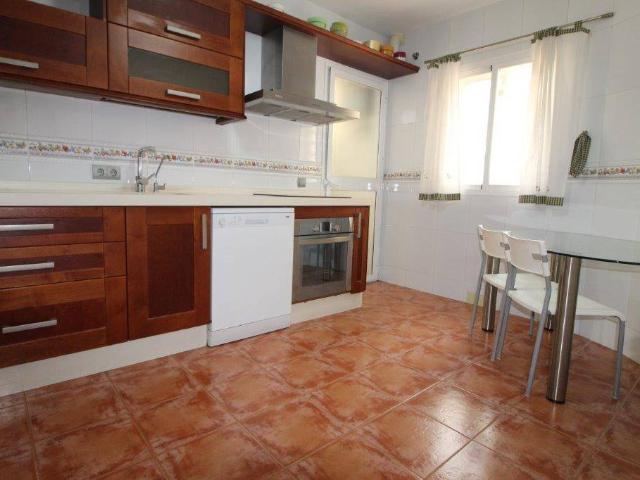 Piso en Venta en Zona Centro Comercial Torrequebrada