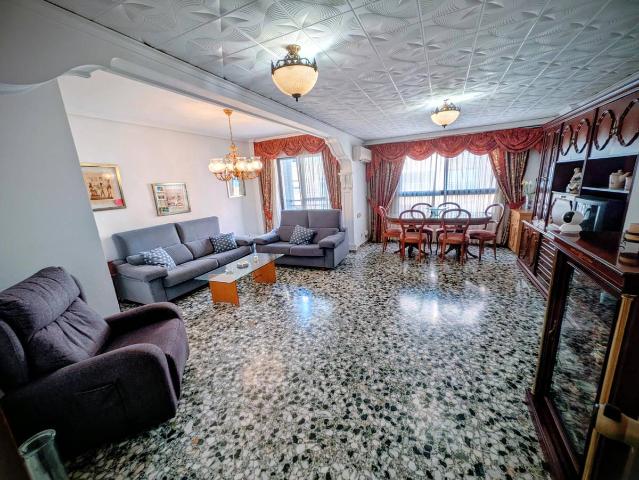 Piso en Venta en Zona Avenida al Vedat