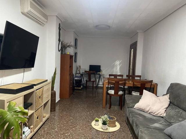 Piso en Venta en Zona Avenida al Vedat