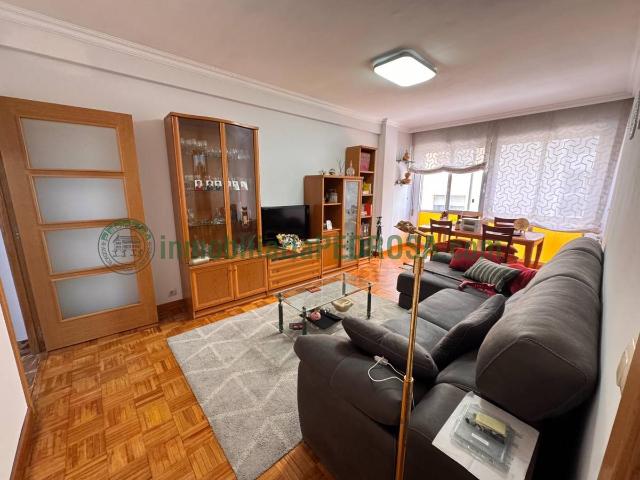 Piso en Venta en Zona de Plaza de Barcelos