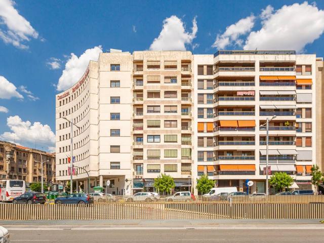 Piso en Venta en 2º Ensanche