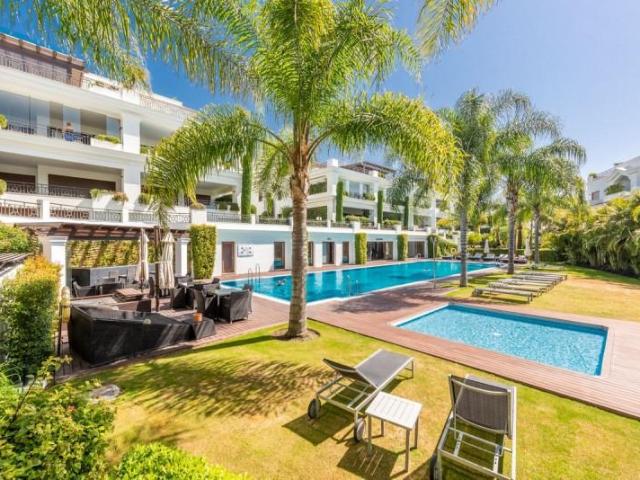 Piso en venta Estepona