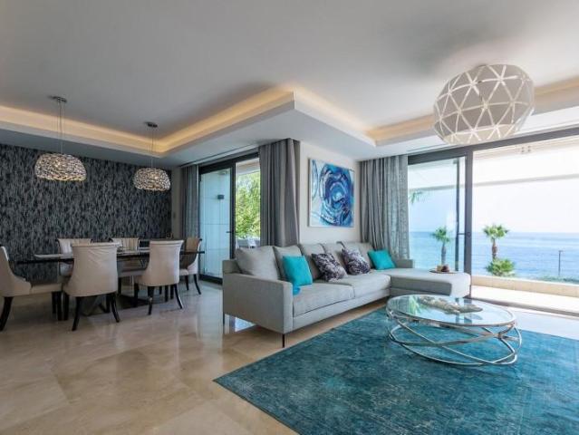 Piso en venta Estepona