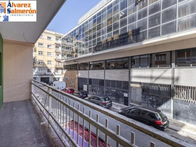 Piso en venta Granada