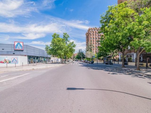 Piso en venta Granada