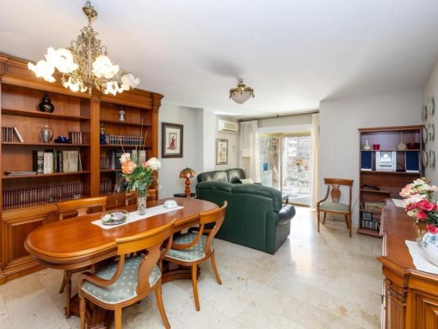 Piso en venta Granada