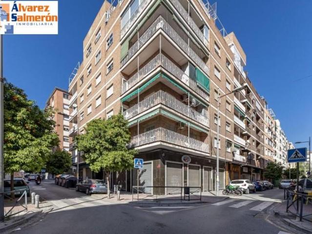 Piso en venta Granada