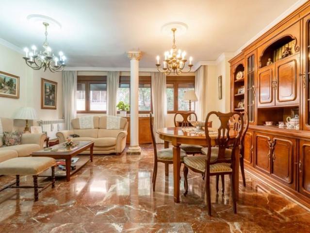 Piso en venta Granada