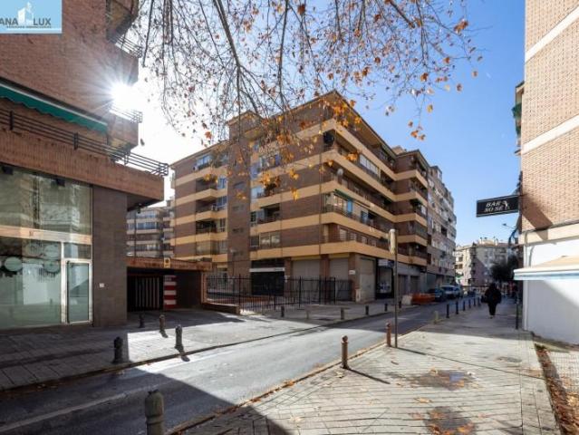 Piso en venta Granada
