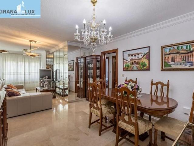 Piso en venta Granada