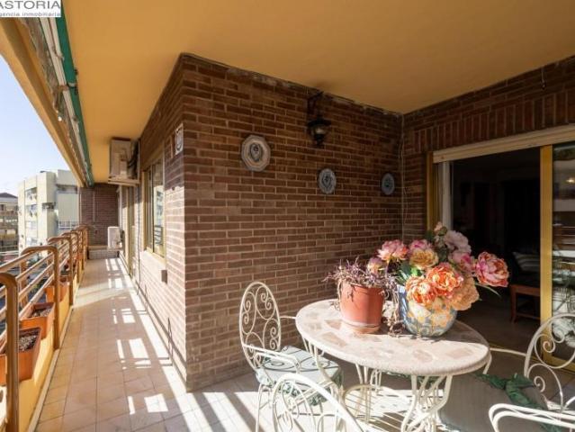 Piso en venta Granada