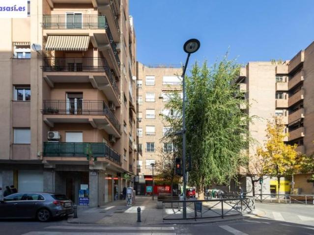 Piso en venta Granada