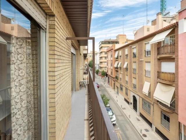 Piso en venta Granada