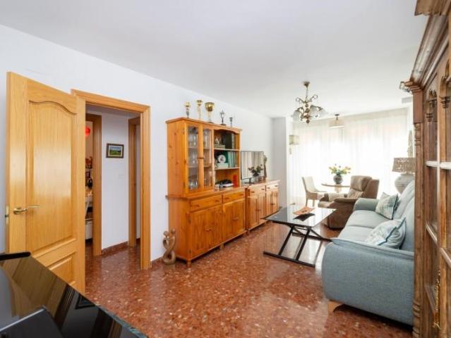Piso en venta Granada