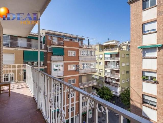 Piso en venta Granada