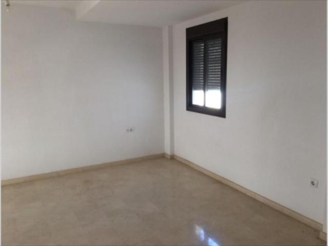 Piso en venta Lucena