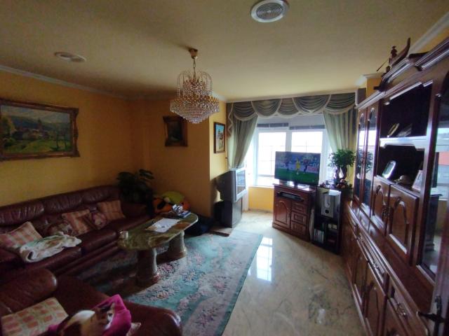 Piso en venta. LA ESTRADA