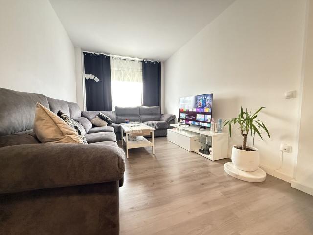 Piso en venta, la Jonquera, Girona
