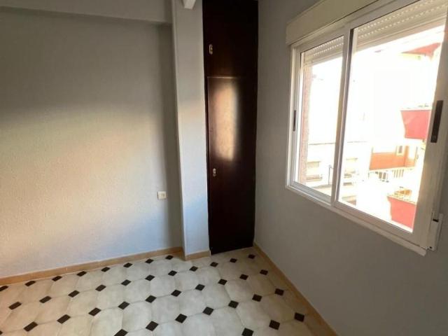 Piso en venta Linares
