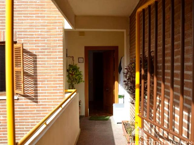 Piso en venta Linares