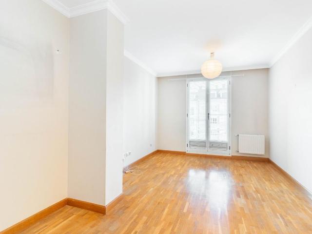 Piso en venta, Pola de Siero, Asturias