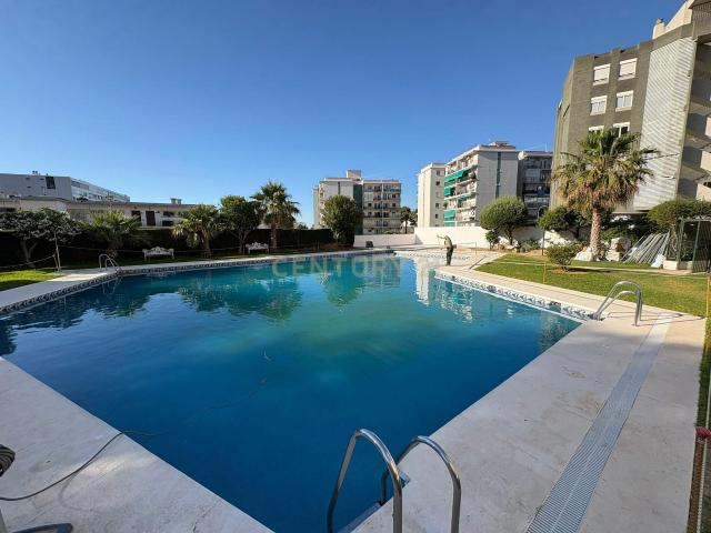 PISO EN VENTA REFORMADO RECIENTEMENTE CON VISTAS DESPEJADAS BENALMADENA