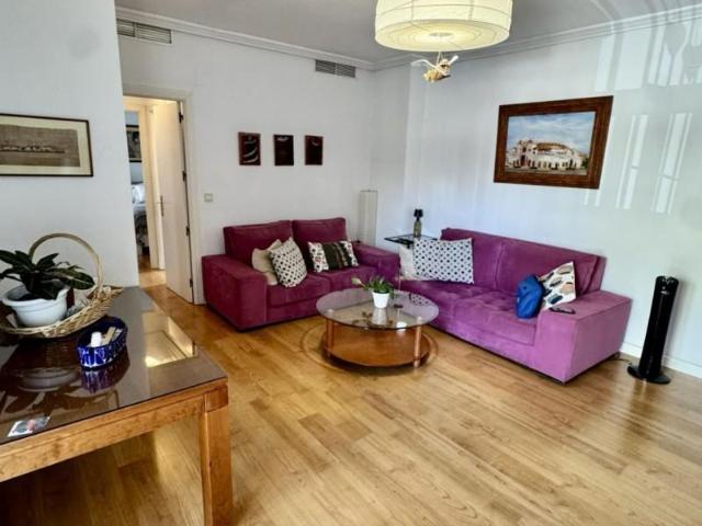 Piso en venta Tomares