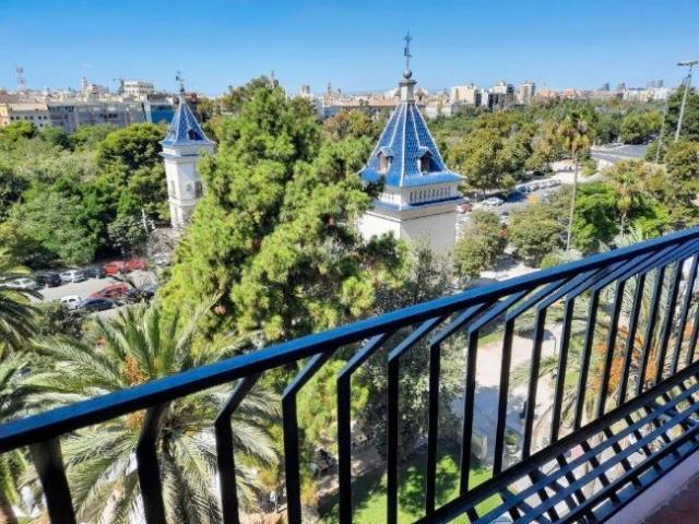 Piso en venta. VALENCIA