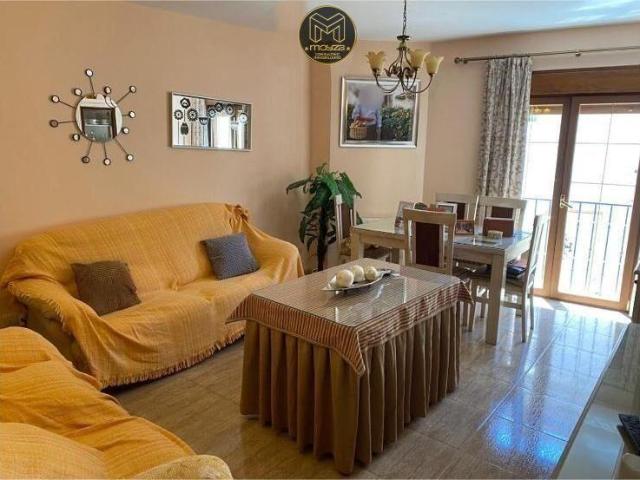 Piso en venta Villares