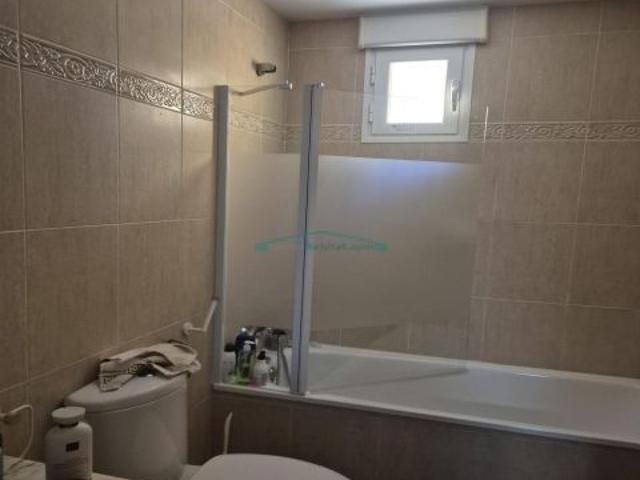 PISO EN VENTA – VISTA GOLF, URBANIZACIÓN EL BOSQUE CHIVA Reformado a estrenar!