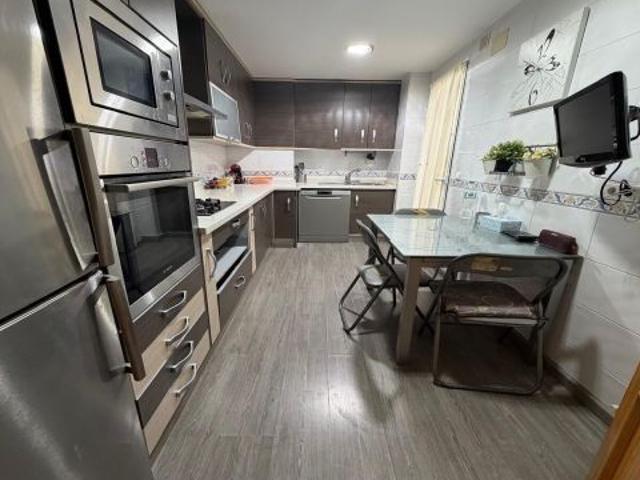 PISO EN VENTA ZONA LLANOS DEL ÁGUILA