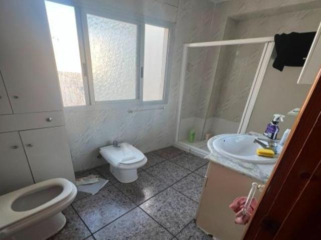 Piso en Zapillo con amplia terraza