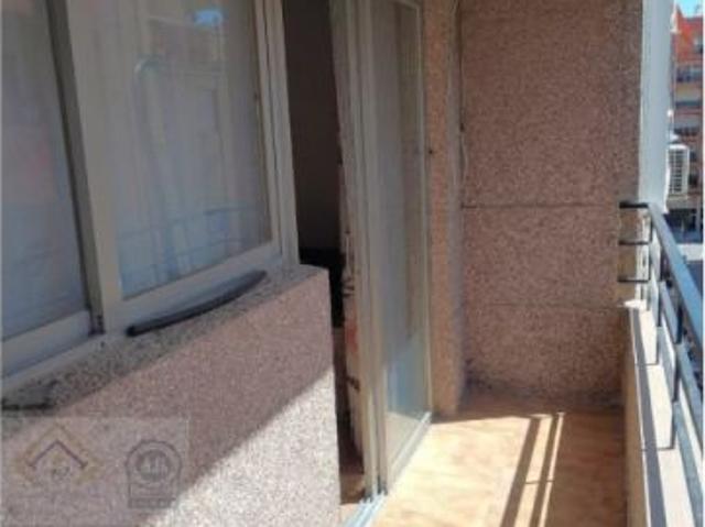 PISO EN ZONA CENTRO PLAYA PONIENTE DE BENIDORM. 3 DORMITORIOS