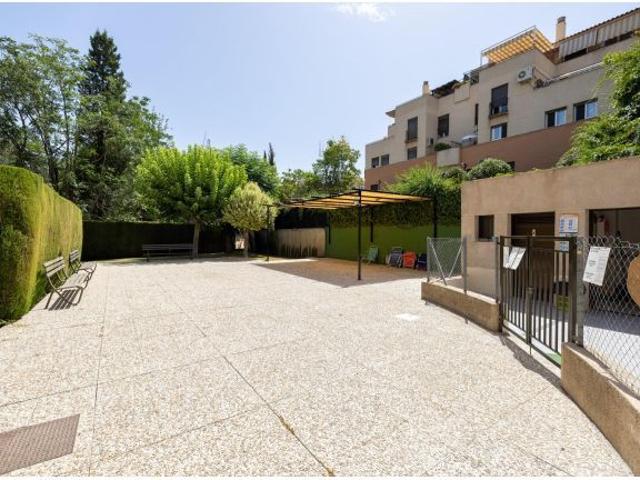 PISO EN ZONA RESIDENCIALVisite nuestra web:www.inmobiliarianaveros.com