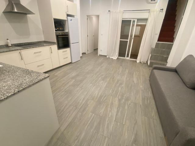 PISO EN ZONA RUZAFA