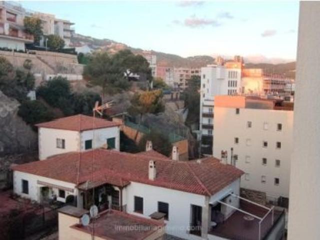 PISO EN 2ª LINEA DE PLAYA CON LICENCIA TURISTICA