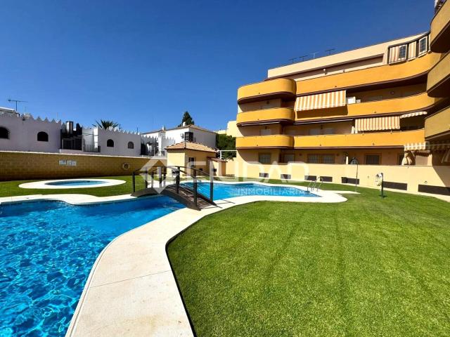 Piso en 2ª línea de playa con terraza amplia