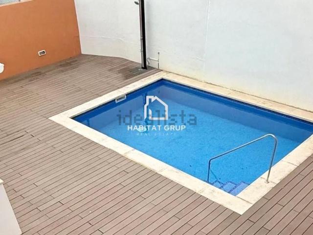 Piso, Es Mercadal