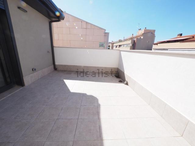 Piso, Escoles, Terrassa