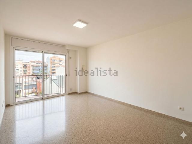 Piso, Escoles, Terrassa