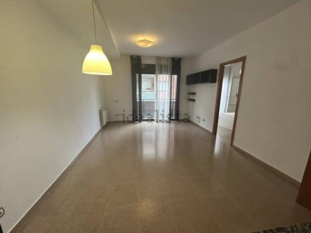 Piso, Escoles, Terrassa