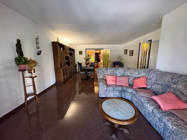 Piso, Esparreguera