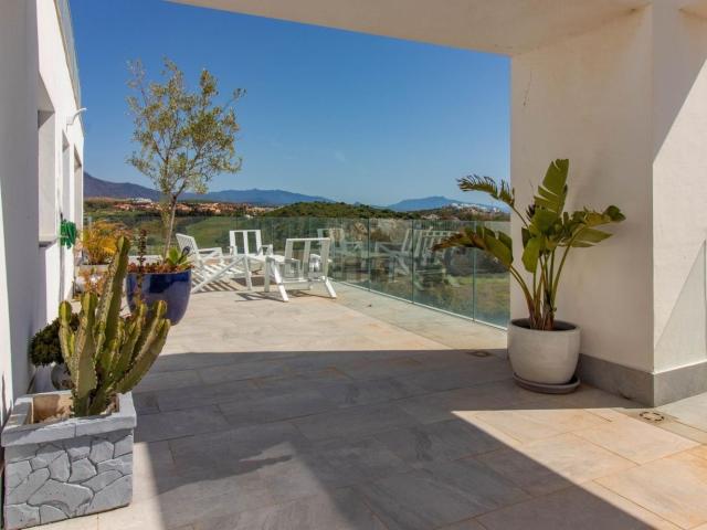 Piso, Estepona