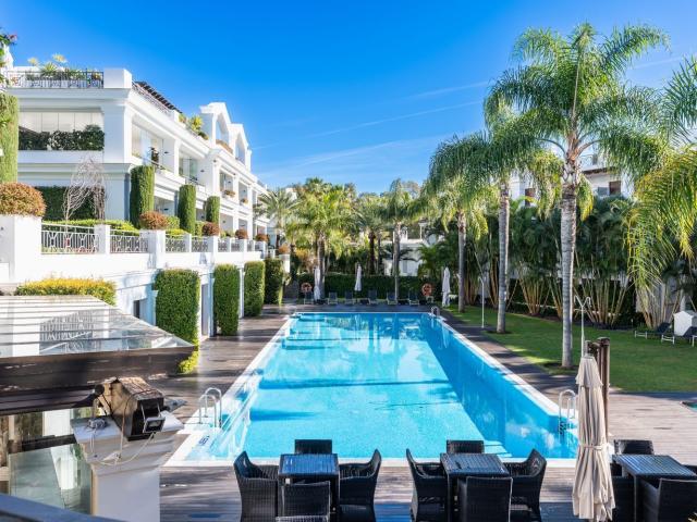 Piso, Estepona